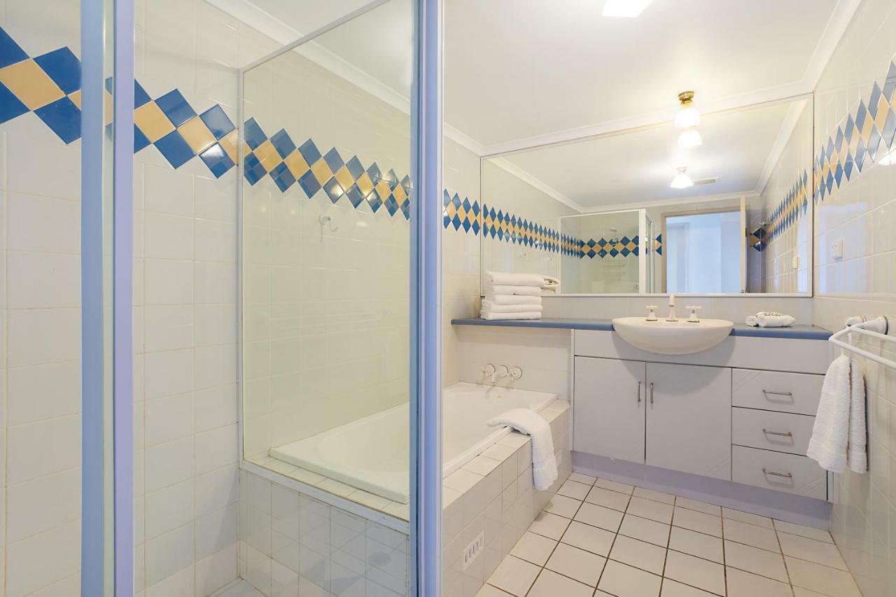 Newcastle Short Stay Accommodation - Sandbar Newcastle Beach Экстерьер фото