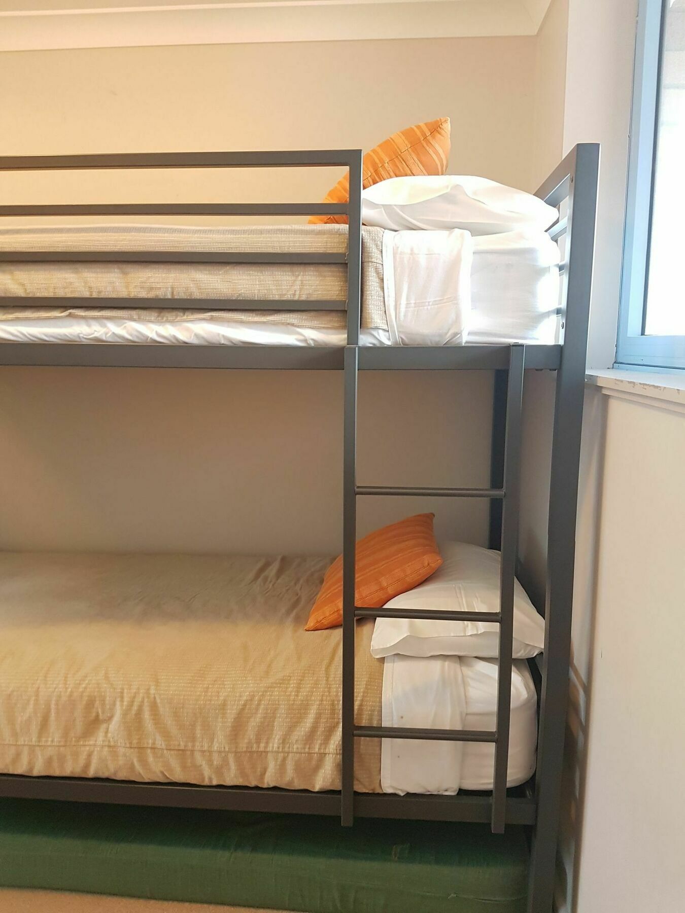 Newcastle Short Stay Accommodation - Sandbar Newcastle Beach Экстерьер фото